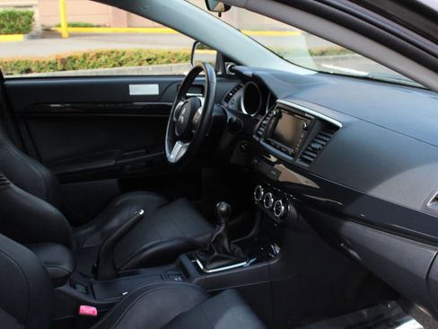 Used 2014 Mitsubishi Lancer Evolution GSR image 27