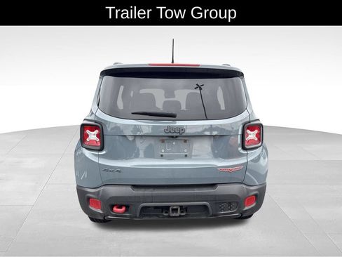 Used 2017 Jeep Renegade Trailhawk w/ Trailer Tow Group AWD/4WD image 3