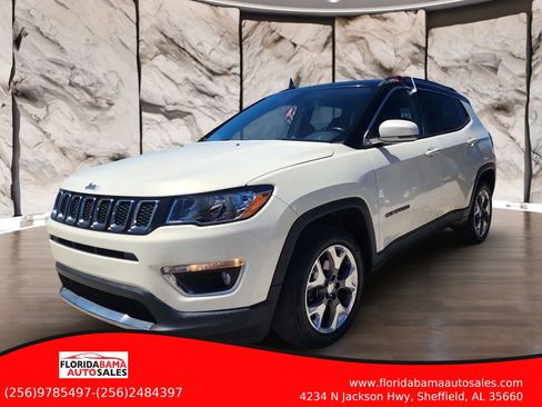Used 2019 Jeep Compass Limited AWD/4WD image 2