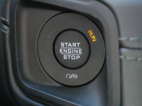 New 2026 Jeep Wrangler Unlimited Sahara AWD/4WD image 21