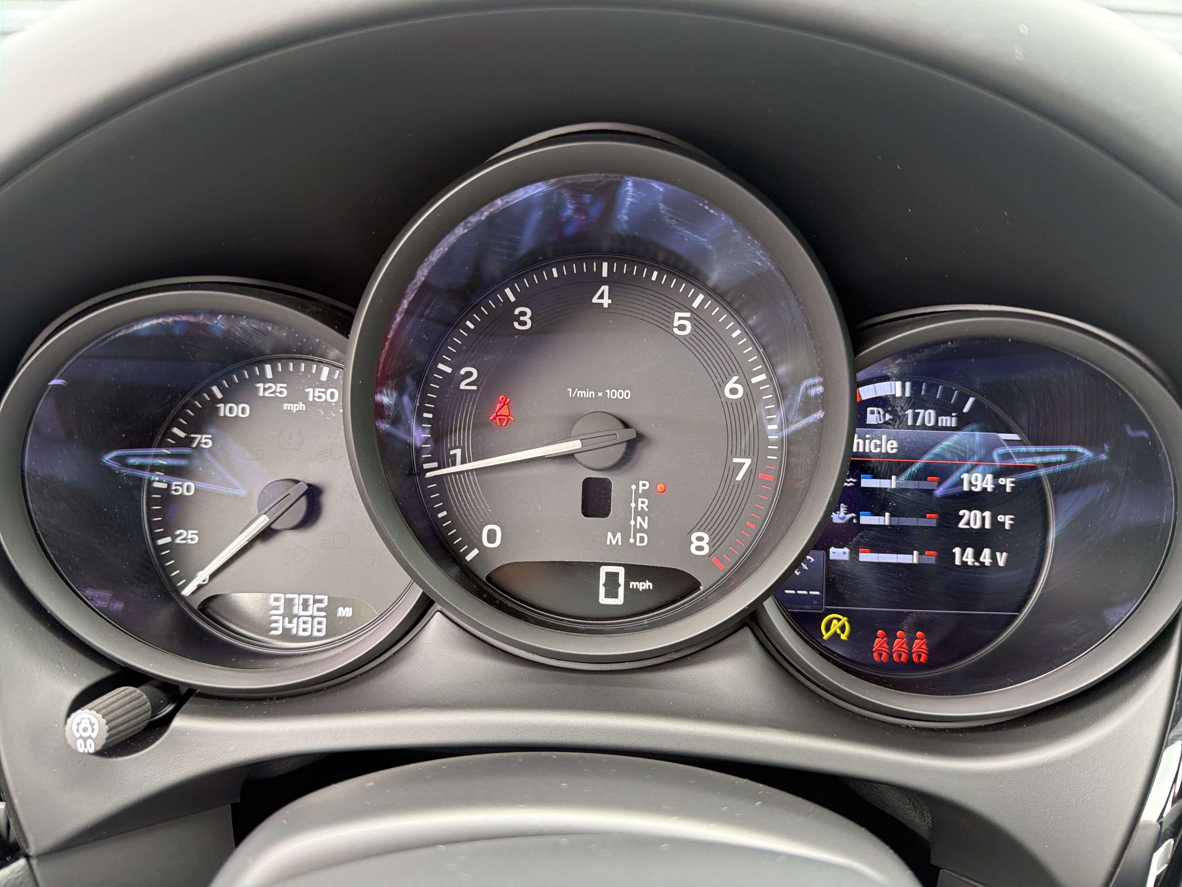 Certified 2026 Porsche Macan AWD/4WD image 17