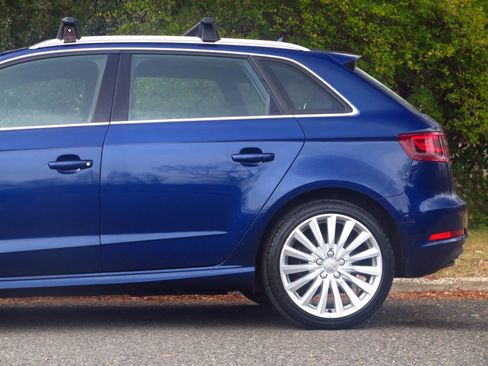 Used 2016 Audi A3 e-tron Prestige w/ Prestige Package image 27