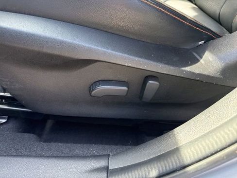 Used 2019 Subaru Crosstrek 2.0i Limited w/ Moonroof Package w/Navigation AWD/4WD image 12