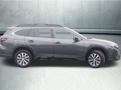 Used 2023 Subaru Outback Premium w/ Popular Package #1 AWD/4WD image 11