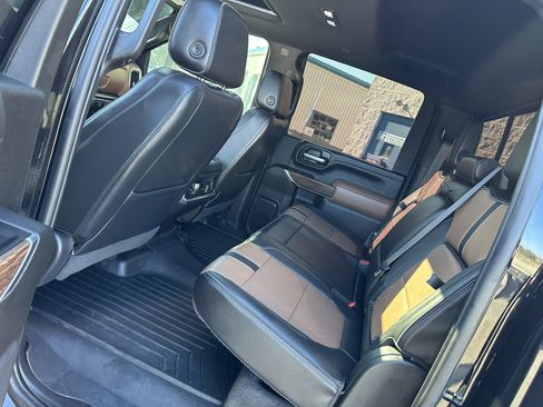 Used 2021 Chevrolet Silverado 2500 High Country w/ Z71 Off-Road Package image 11