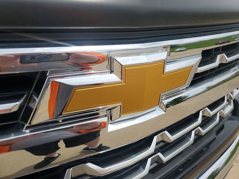 Used 2022 Chevrolet Silverado 1500 LTZ image 36