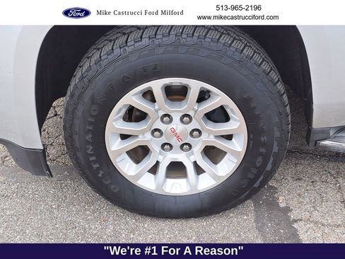 Used 2015 GMC Yukon XL SLT image 9