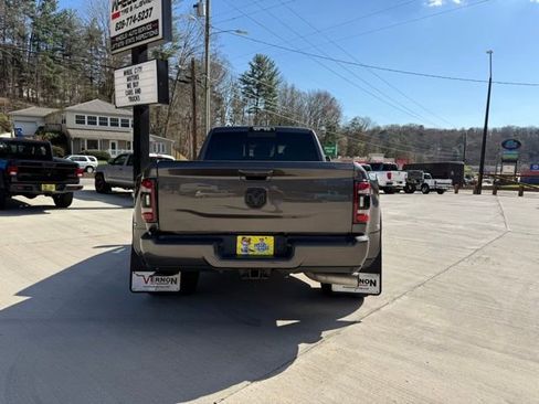 Used 2020 RAM 3500 Laramie w/ Night Edition image 6