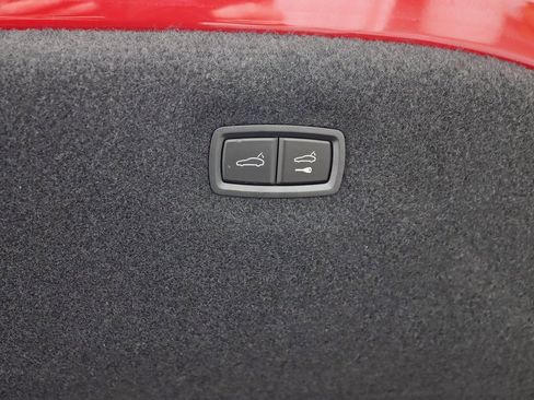 Used 2023 Porsche Taycan 4S w/ Premium Package image 37