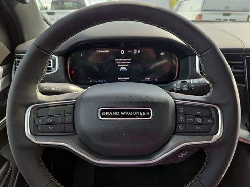 New 2026 Jeep Grand Wagoneer Limited AWD/4WD image 10