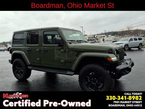 Used 2021 Jeep Wrangler Unlimited Sahara AWD/4WD image 6