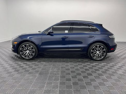 Used 2023 Porsche Macan Turbo AWD/4WD image 2