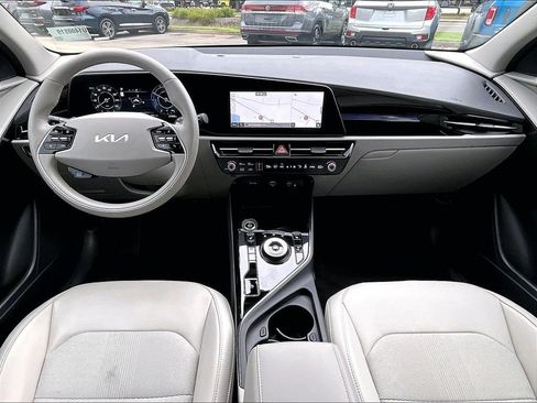 Used 2023 Kia Niro Wind w/ Wind Preserve Package FWD image 21