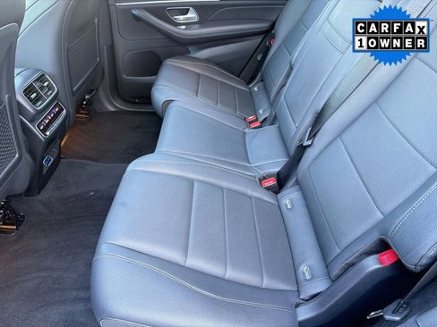 Used 2025 Mercedes-Benz GLS 450 4MATIC image 27