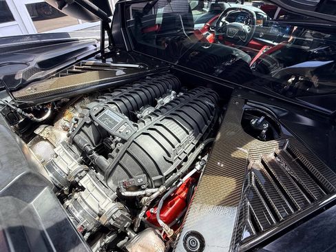 Used 2024 Chevrolet Corvette Z06 RWD image 45