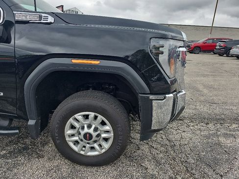 Used 2024 GMC Sierra 2500 SLE w/ SLE Value Package AWD/4WD image 15