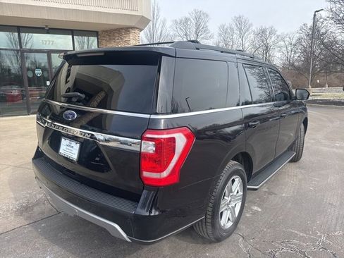 Used 2019 Ford Expedition XLT w/ Equipment Group 202A image 3