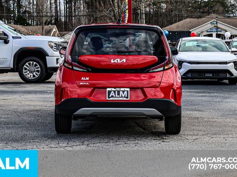 Used 2025 Kia Soul LX w/ LX Technology Package FWD image 12