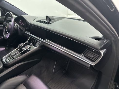Used 2020 Porsche Panamera GTS w/ Premium Package Plus image 27