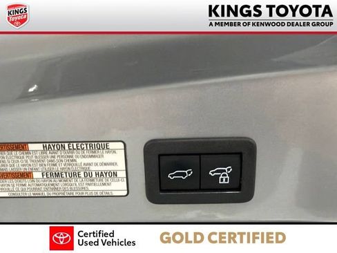 Certified 2023 Toyota Corolla Cross XLE w/ Convenience Package FWD image 15