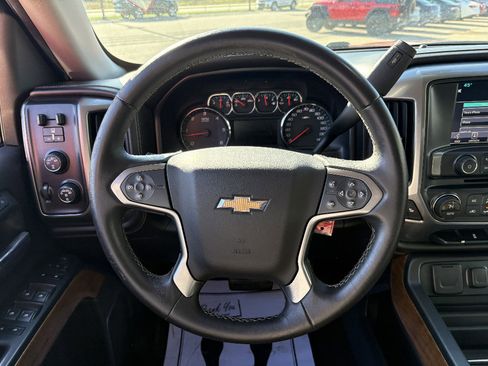 Used 2015 Chevrolet Silverado 1500 LTZ image 24