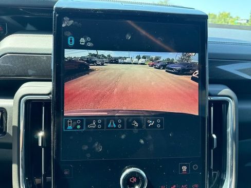 New 2026 GMC Yukon XL Elevation w/ Elevation Premium Package AWD/4WD image 23
