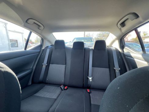 Used 2025 Nissan Sentra SV image 38