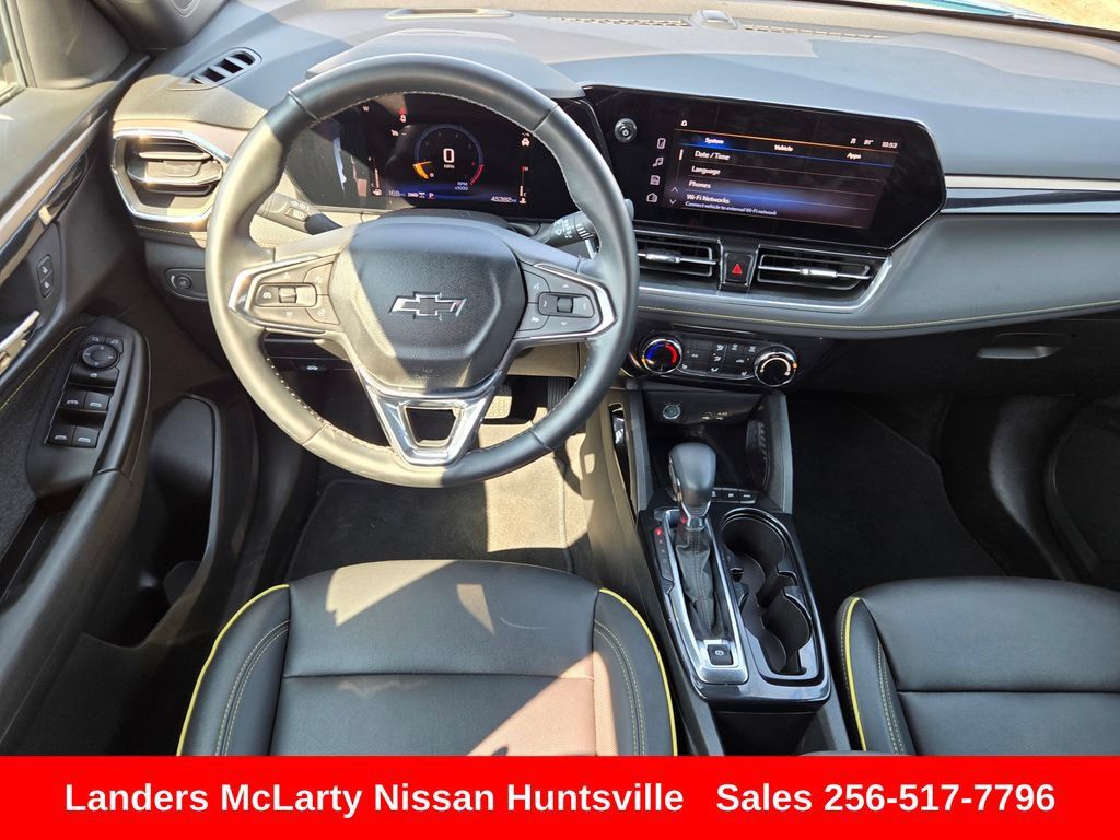 Used 2025 Chevrolet TrailBlazer ACTIV w/ Driver Confidence Package AWD/4WD image 15