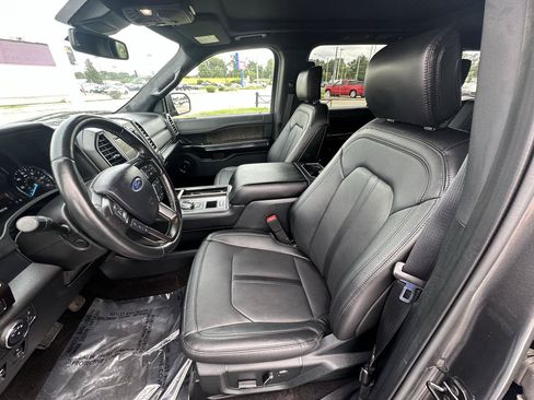 Used 2020 Ford Expedition Max Limited w/ Texas Edition Package RWD image 20