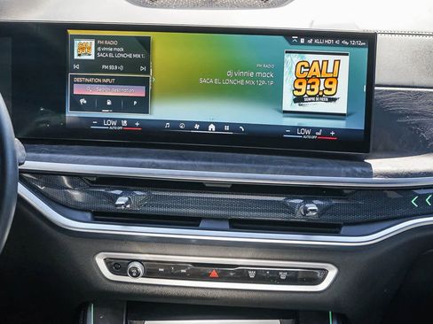 Used 2024 BMW X5 xDrive40i AWD/4WD image 11