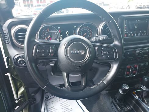 Used 2021 Jeep Wrangler Unlimited Sport AWD/4WD image 14