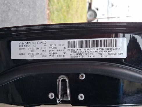 Used 2014 RAM 1500 Laramie Longhorn w/ Convenience Group image 28