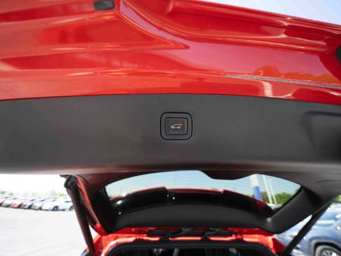Used 2019 Chevrolet Blazer RS AWD/4WD image 29