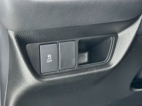 Used 2026 Honda HR-V LX image 10