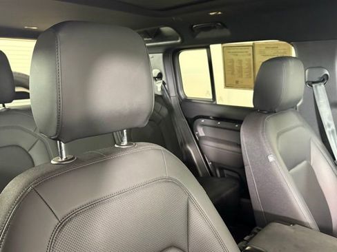Certified 2025 Land Rover Defender 110 S image 29