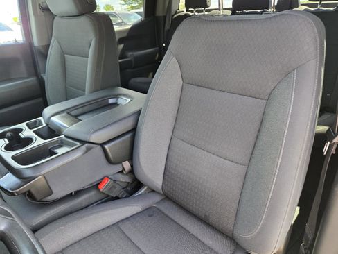 Used 2022 Chevrolet Silverado 1500 Custom w/ LPO, Dark Essentials Package AWD/4WD image 16