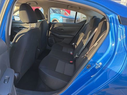 Used 2025 Nissan Sentra SV FWD image 15