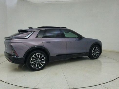 Used 2024 Cadillac Lyriq Sport image 74