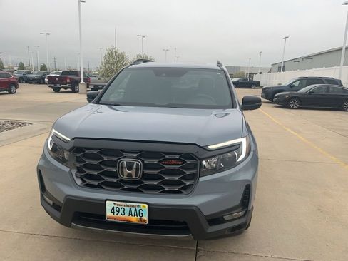 Used 2022 Honda Passport TrailSport image 10