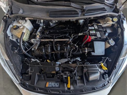 Used 2019 Ford Fiesta SE FWD image 13