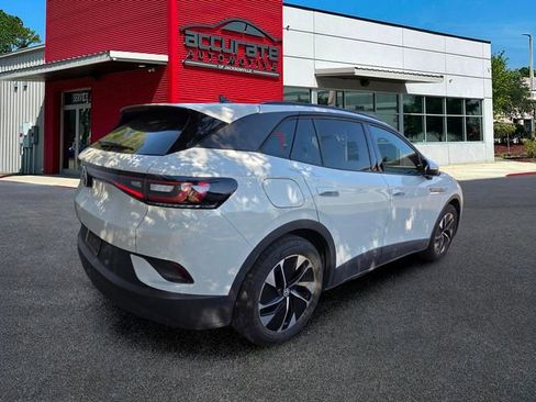 Used 2022 Volkswagen ID.4 Pro S image 3