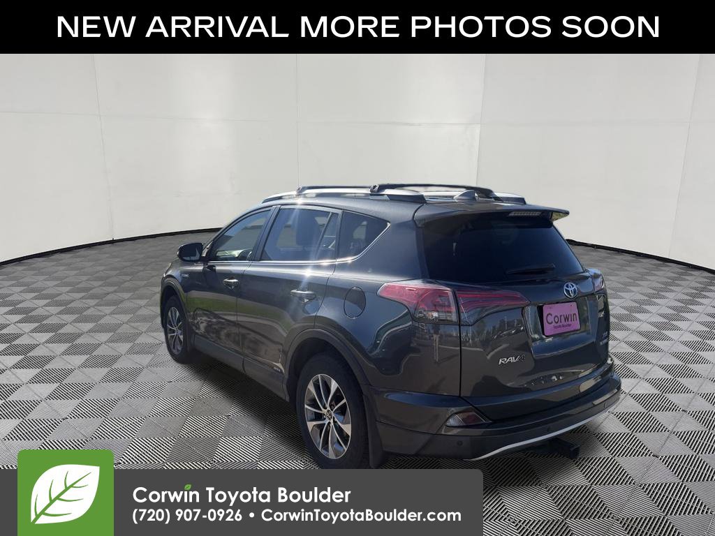Used 2016 Toyota RAV4 XLE w/ Convenience Package AWD/4WD image 5