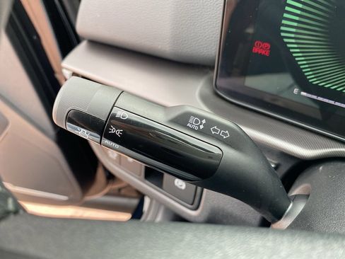 Certified 2026 Kia Sportage EX w/ EX Panorama Roof Package image 32