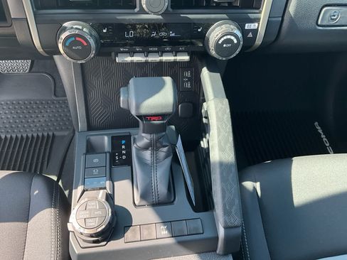 New 2026 Toyota Tacoma TRD Off-Road AWD/4WD image 15