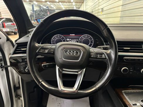 Used 2017 Audi Q7 3.0T Premium Plus AWD/4WD image 11