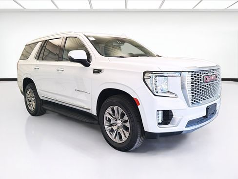 Used 2023 GMC Yukon Denali AWD/4WD image 3