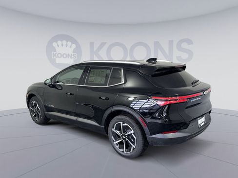 New 2026 Chevrolet Equinox EV LT image 4