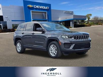 Used 2023 Jeep Grand Cherokee Laredo