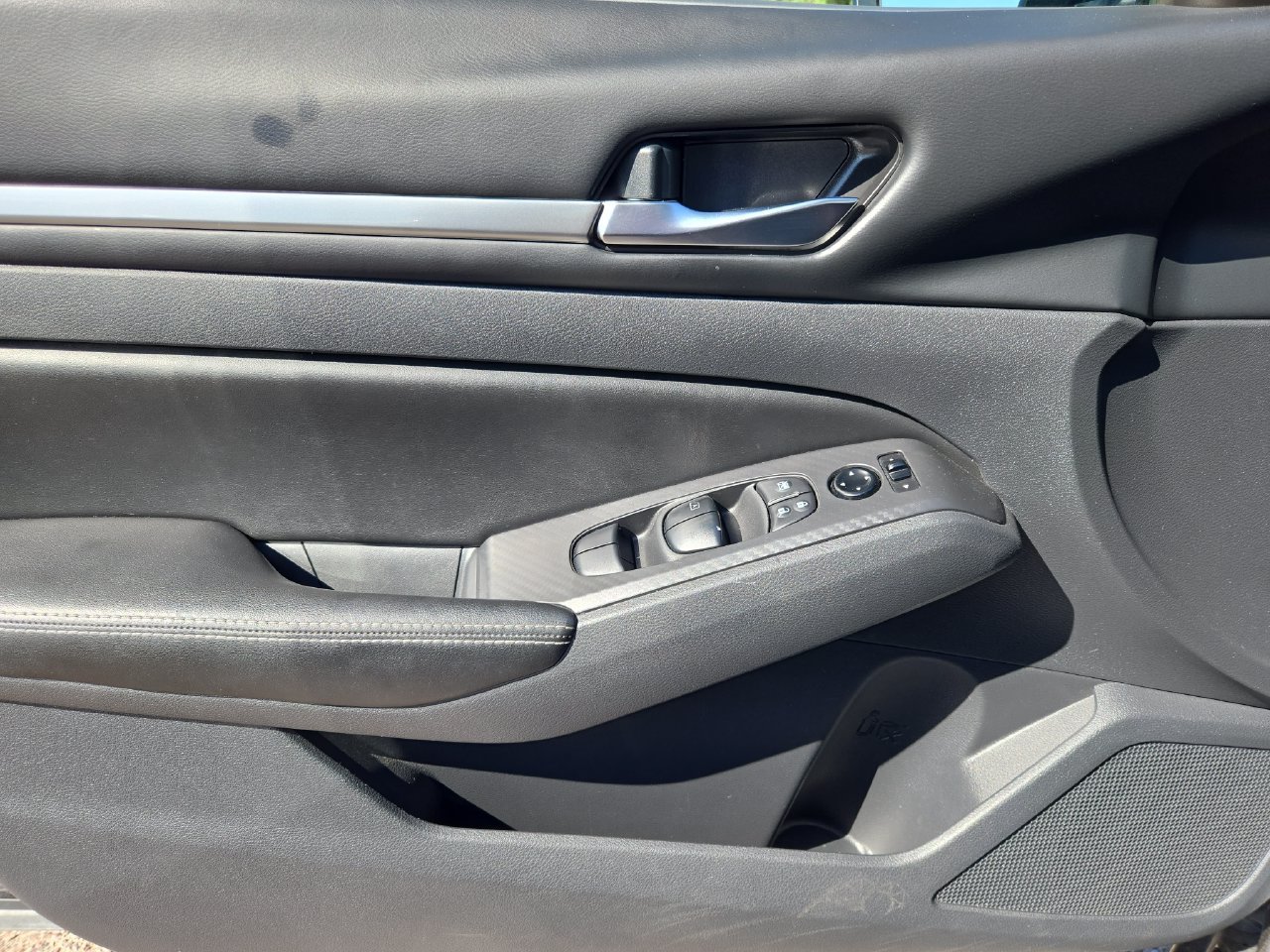 Certified 2022 Nissan Altima 2.5 SV FWD image 27