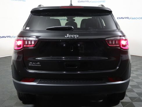 New 2026 Jeep Compass Latitude image 7